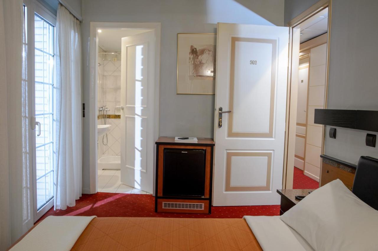 Double Room Small Balcony